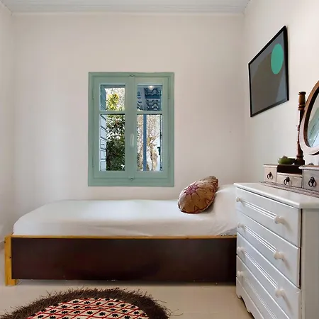 Casa de Férias Sira Stonehouse L Volímai