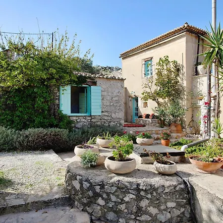 Casa de Férias Sira Stonehouse L