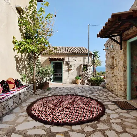 Sira Stonehouse L * Volímai